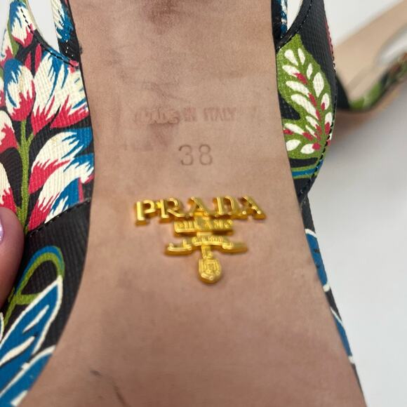 Prada Floral Leather Slingback Shoes - Picture 11 of 13